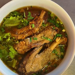 ก๋วยเตี๋ยวเป็ดตุ๋น