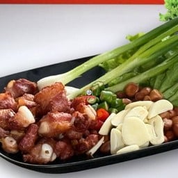 แหนมซี่โครงหมูทอด