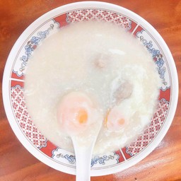 โจ๊กหมูไข่