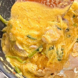 สุกี้ไข่ข้น
