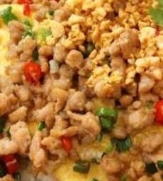 ข้าวไข่ข้นหน้าหมูสับคั่วพริกเกลือ