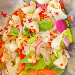 ยำไส้ตันสะไบนาง