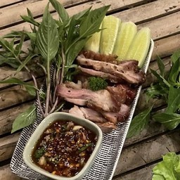 คอหมูย่าง