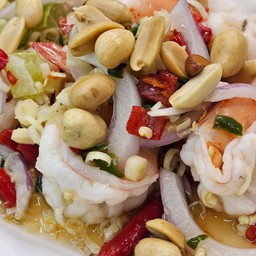 Spicy Lemongrass Salad with Shrimp