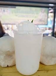 ร้านยายเผือกตาต้น มะพร้าวสด