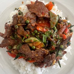 ผัดเผ็ดกวาง(กับข้าว)