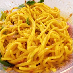 ยำหมี่เหลือง เจ