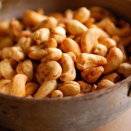 เม็ดมะม่วงหิมพานต์ทอด