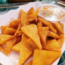 ข้าวแรมฟืนทอด+น้ำจิ้ม เจ