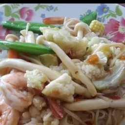 ผัดผัดรวม(เป็นกับข้าว)