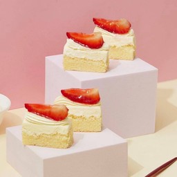 Strawberry Short Cake (Mini)