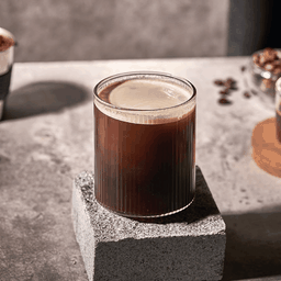 แบล็ก เกอิชา อเมริกาโน่ร้อน (8 oz.)