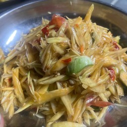 ตำมะม่วงปลาร้า