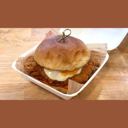 Chicken Burger (เบอร์เกอร์ไก่)