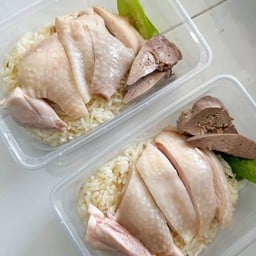 ข้าวมันไก่ต้ม