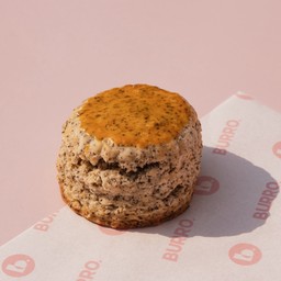 Earl Grey Scone  w/ cream & Jams
