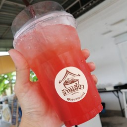 สตอร์เบอร์รี่โซดา