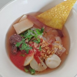 เย็นตาโฟทรงเครื่อง