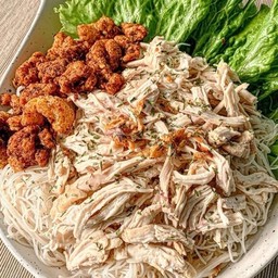หมี่ไก่ฉีกเด็กหอ🐔 สามโคก