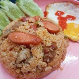 ข้าวผัดโดนใจ