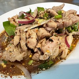 น้ำตกหมู