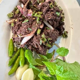 ลาบเนื้อ