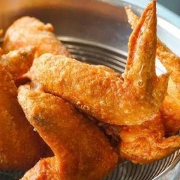 ปีกไก่ทอด