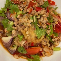 ยำวุ้นเส้นหมูยอหมูสับ