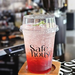 สตรอว์เบอร์รี่ โซดา