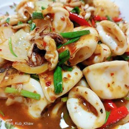ปลาหมึกผัดพริกเผา