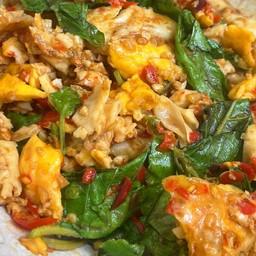 กระเพราผัดไข่