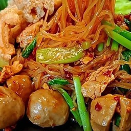 ก๋วยเตี๋ยวคลุก