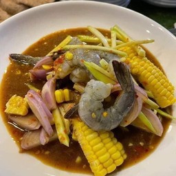 ยำกุ้งสดน้ำปลาร้านัว+ข้าวโพด