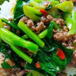 ข้าวคะน้าเนื้อน้ำมันหอย