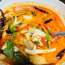 ต้มยำรวมมิตรน้ำข้น ถ้วย