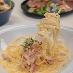 สปาเก็ตตี้คาโบนาร่าแฮม