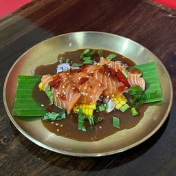 ยำแซลมอล