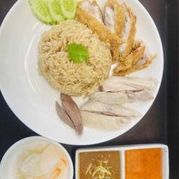 ข้าวมันไก่ ผสม (พิเศษ)