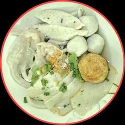 เส้นปลาเกี๊ยวปลา