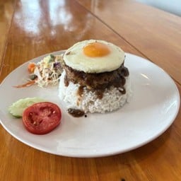 ข้าวหน้าเนื้อแฮมเบิร์ก