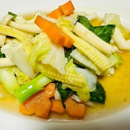 ผัดผักรวมมิตร