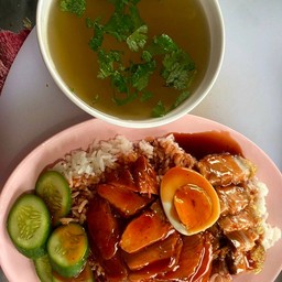 ข้าวหมูกรอบ-หมูแดง