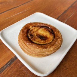 Burnt Cheese Viennois