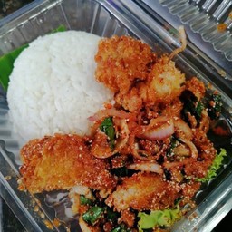 ข้าวยำไก่แซ่บ