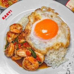 ข้าวกะเพรากุ้งจัดเต็ม