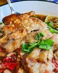 เหลาคอหมูย่าง