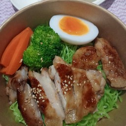 บะหมี่หยกไก่อบเทริยากิ