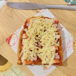 ปังพิซซ่าปูอัดชีส