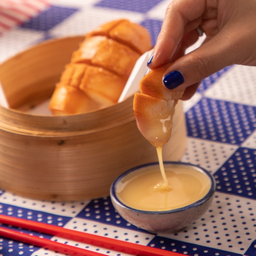 หมั่นโถวทอด จิ้มนม