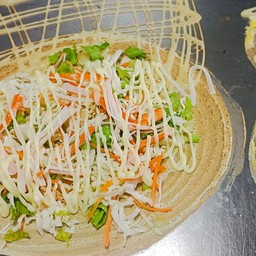 ขนมโตเกียวใส้สลัดผัก+ปูอัด